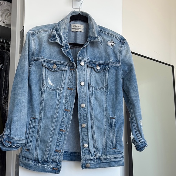 Madewell Distressed Denim Jacket - Picture 4 of 6